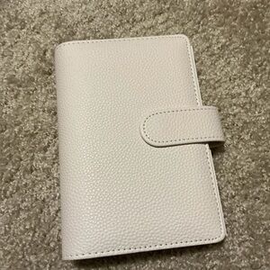 A6 Personal Binder White Pebbled Leather Wallet/Planner